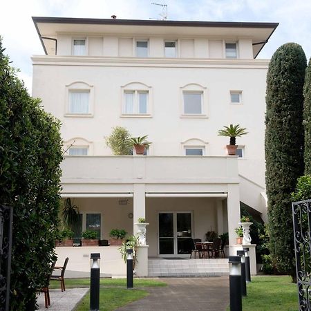 Hotel Nautilus Forte dei Marmi Exterior photo